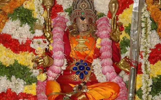 Madurai Meenakshi In Raja Rajeswari Form During Navratri