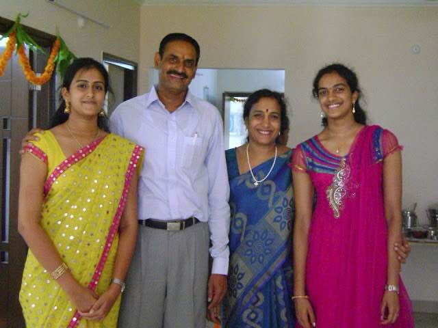 P V Sindhu With Her Family