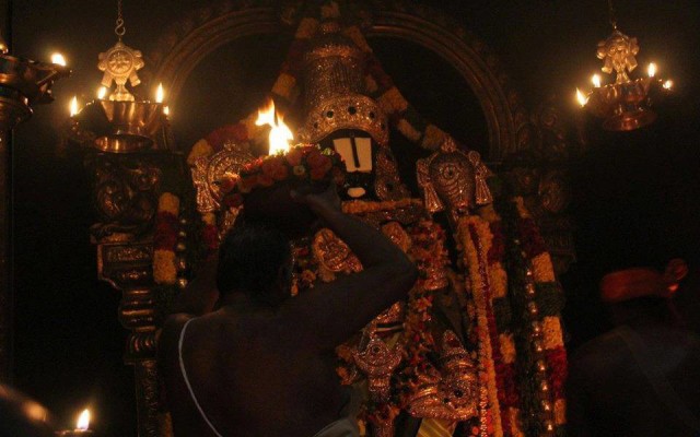 Special-Aarathi-To-Lord-Sri-Venkateswara