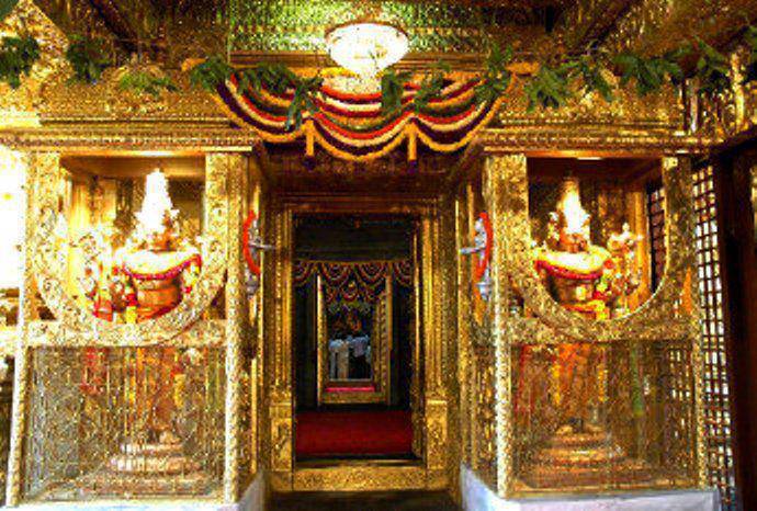 The Current Day Bangaru Vakili Of The Holy Tirumala Temple (2)