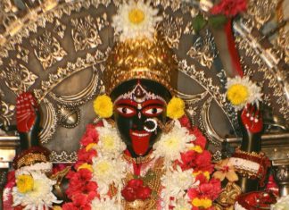 Baffling Story Of The Only Kali Temple Where Mother Goddess Is Alive In Her Real Form