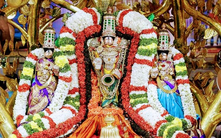 Sridevi-Bhudevi-Sametha-Lord-Sri-Venkateswara